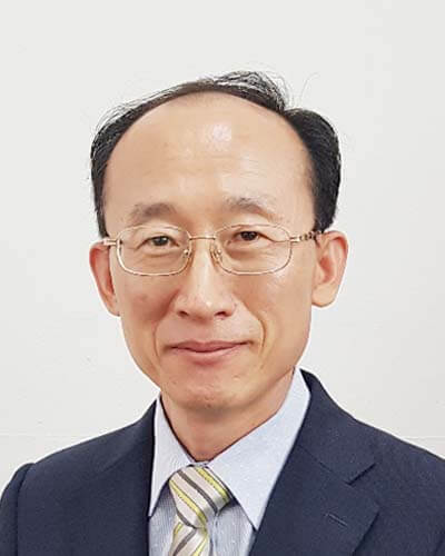 김동준 교육목사.jpg